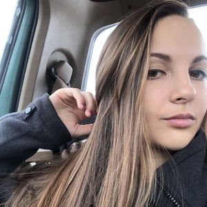 Meet your Posher, Lindsey